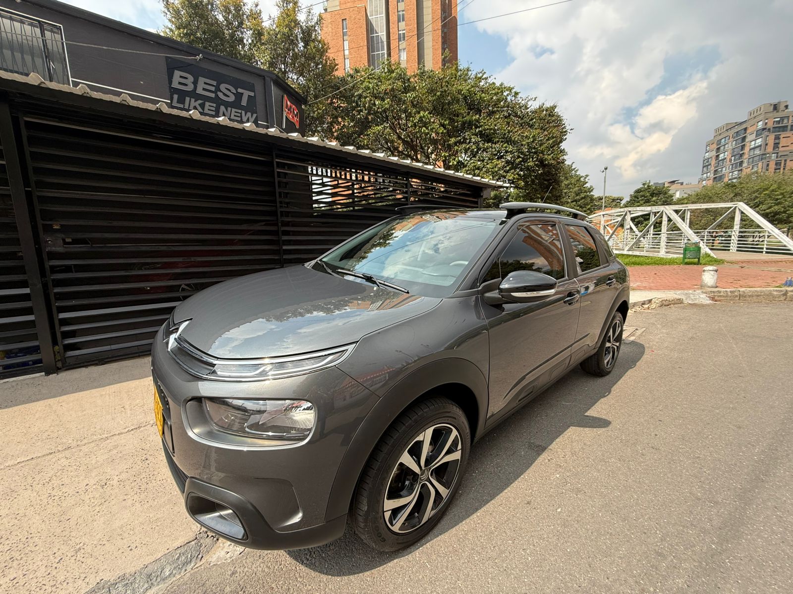 Citroen C4 Cactus Shine 2022 Gris frontal usado Bogota - Autos Metromovil